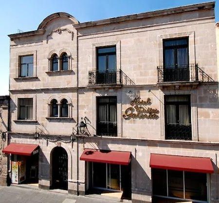 Hotel & Suites Galeria Morelia Exterior photo